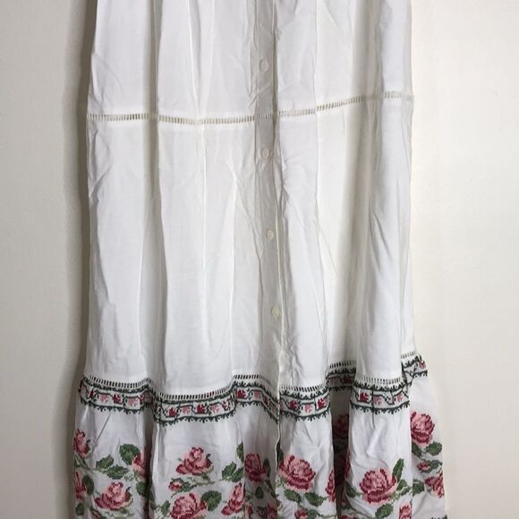 Shore line ladies long maxi skirt with embroidered flowers detail size large - Picture 3 of 11